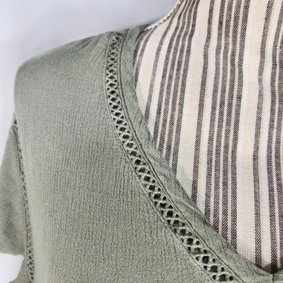 BUFFALO David Bitton Olive Green Gauze Cap Sleeve Top Size Large - Picture 3 of 11